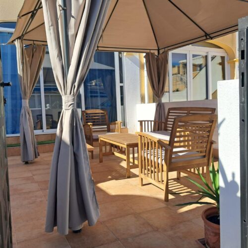 Erdgeschoss-Bungalow in Orihuela Costa mit Pool
