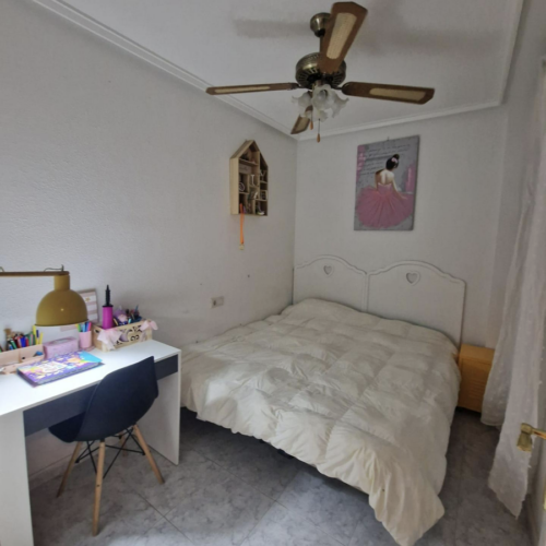 Helles Apartment mit 3 Schlafzimmern und Meer Nähe in Torrevieja