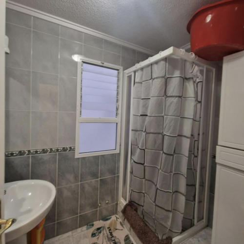 Helles Apartment mit 3 Schlafzimmern und Meer Nähe in Torrevieja