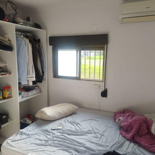 Gemütlicher Bungalow mit 2 Schlafzimmern und Garten in Torrevieja