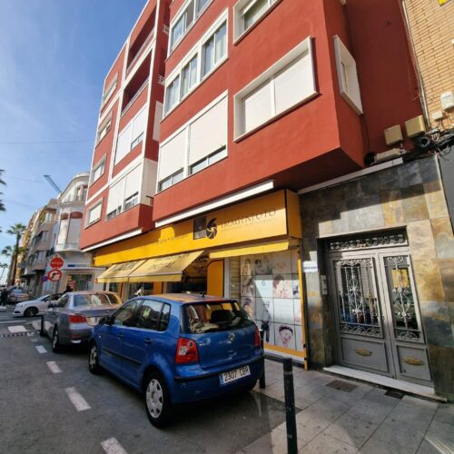 Großzügiges 3-Zimmer-Apartment im Zentrum von Torrevieja – Strandnah und mit Terrasse