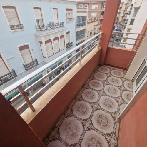 Großzügiges 3-Zimmer-Apartment im Zentrum von Torrevieja – Strandnah und mit Terrasse