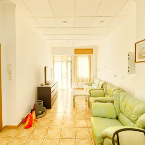 Helles Apartment nahe Playa de La Mata – Möbliert & Einzugsbereit