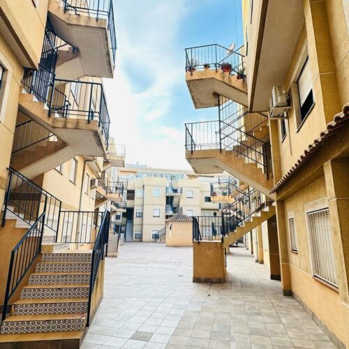 Apartment mit 2 Schlafzimmern im Zentrum von Torrevieja