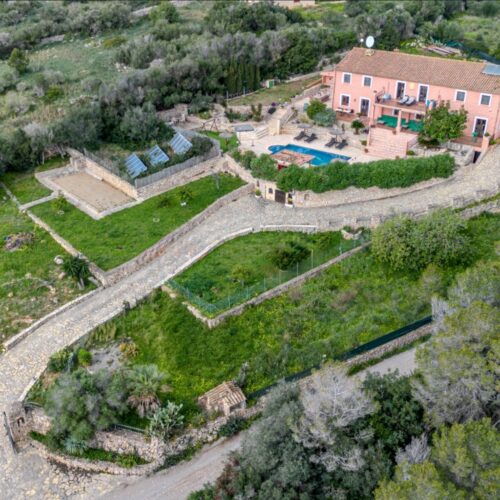 Exklusive Finca in Son Carrió mit Meerblick und ETV-Lizenz