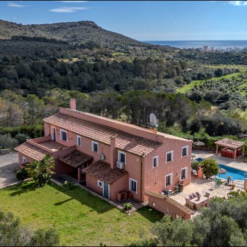Exklusive Finca in Son Carrió mit Meerblick und ETV-Lizenz