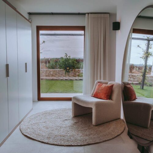 Zeitlose Neubau-Villa in exklusiver Lage bei Binissalem