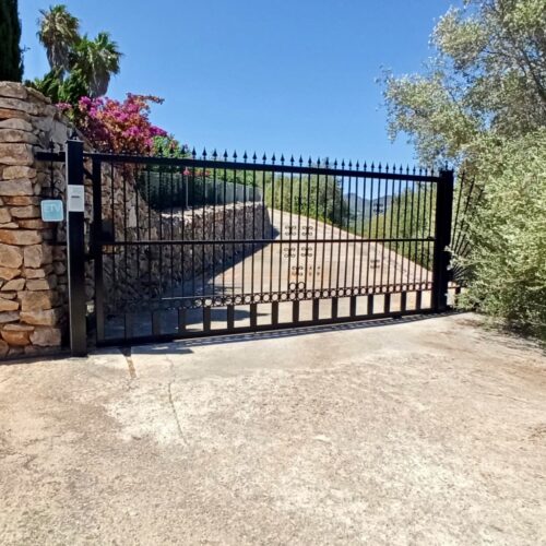 Finca mit Meerblick und mallorquinischem Flair in Son Macià