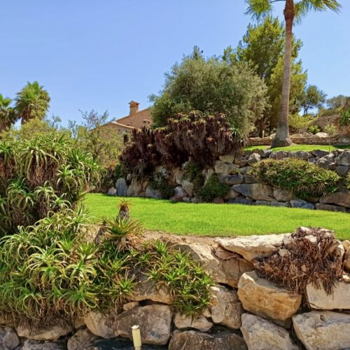 Finca mit Meerblick und mallorquinischem Flair in Son Macià