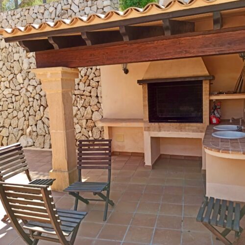 Finca mit Meerblick und mallorquinischem Flair in Son Macià