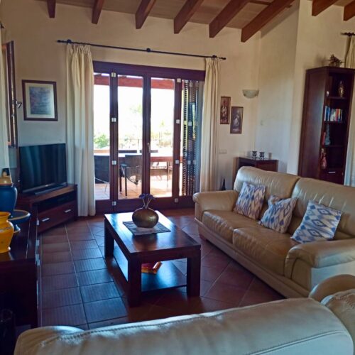 Finca mit Meerblick und mallorquinischem Flair in Son Macià
