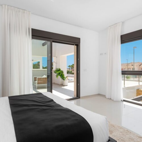 Neubauvilla "Allegra" mit Pool, Solarium & Garten in Toplage