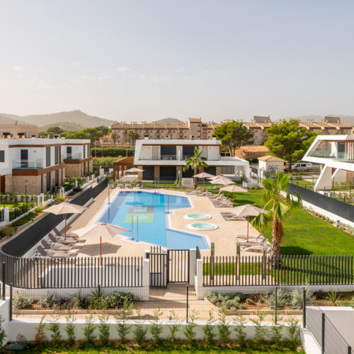 Doppelhaushälften in privilegierter Lage an der mallorquinischen Küste