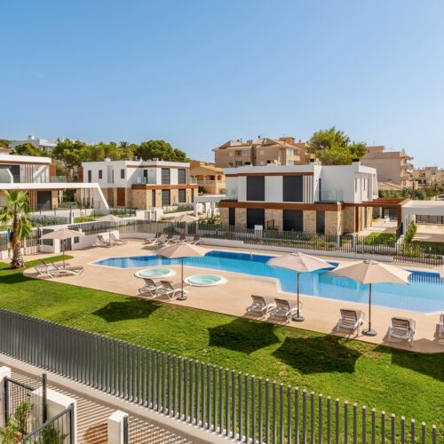 Doppelhaushälften in privilegierter Lage an der mallorquinischen Küste