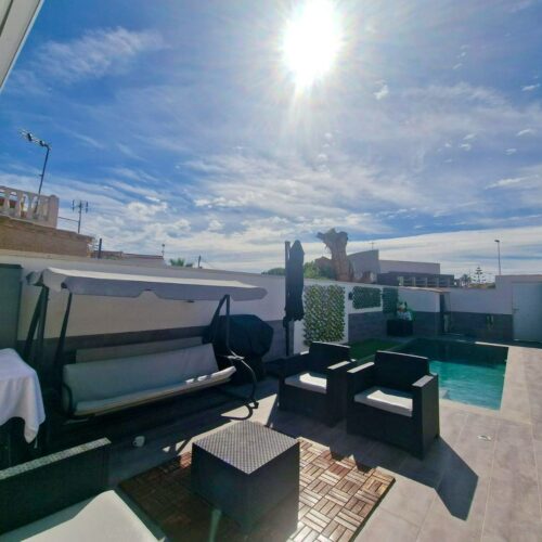 Bungalow mit privatem Pool