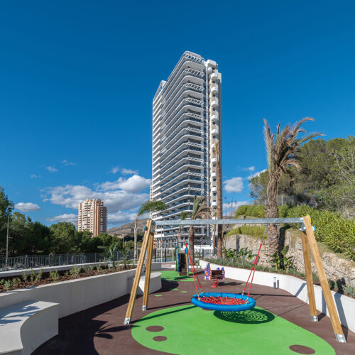 Exklusives 2-Schlafzimmer-Apartment im Eagle Tower