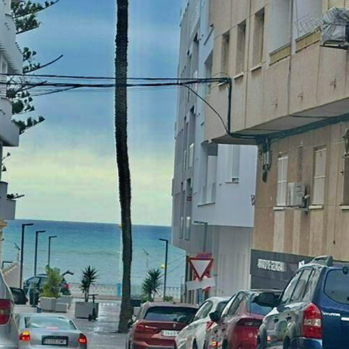 Mediterranes Wohnen in Torrevieja – Apartment in zweiter Strandlinie