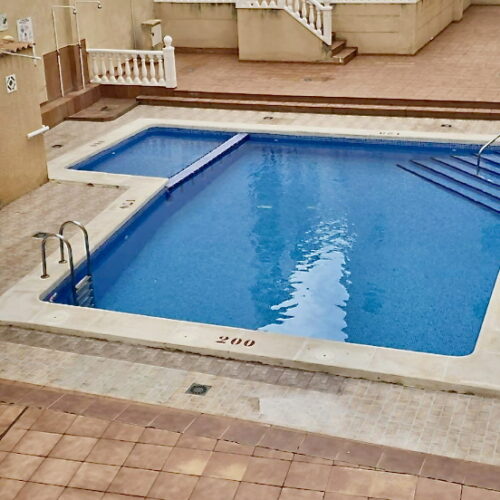 Mediterranes Wohnen in Torrevieja – Apartment in zweiter Strandlinie