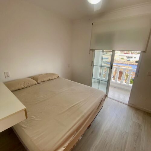 Spektakulärer Bungalow mit Einliegerwohnung und Meerblick