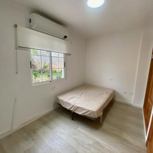 Spektakulärer Bungalow mit Einliegerwohnung und Meerblick