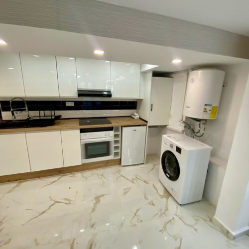 Spektakulärer Bungalow mit Einliegerwohnung und Meerblick