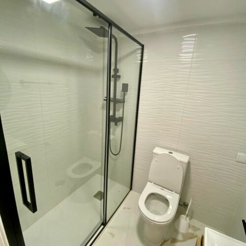 Spektakulärer Bungalow mit Einliegerwohnung und Meerblick