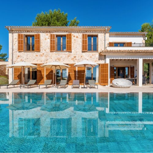 Einzigartiges Fincaanwesen mit Ferienvermietungslizenz und spektakulärem Panoramablick über ganz Mallorca.