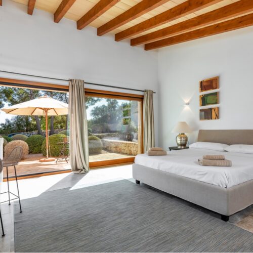 Einzigartiges Fincaanwesen mit Ferienvermietungslizenz und spektakulärem Panoramablick über ganz Mallorca.