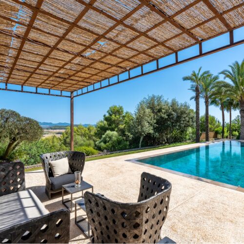 Einzigartiges Fincaanwesen mit Ferienvermietungslizenz und spektakulärem Panoramablick über ganz Mallorca.