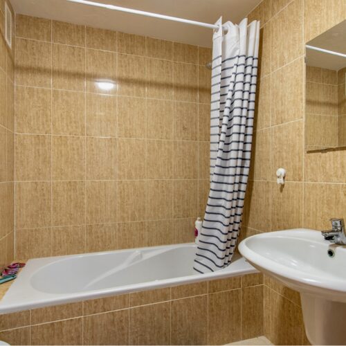 Charmante Wohnung mit großer Terrasse in Cala Llombards