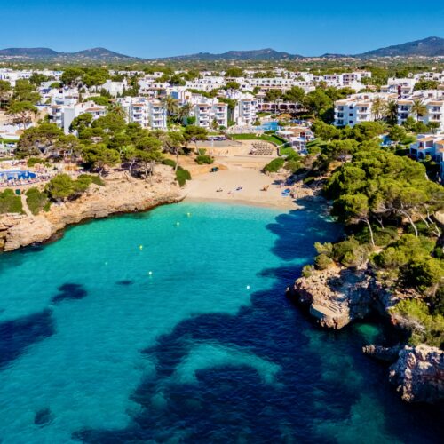 Renovierte Wohnung mit großer Terrasse in Cala d’Or