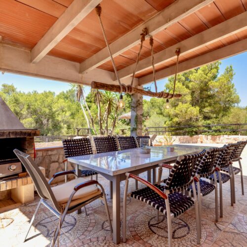 Bezaubernde Villa mit Ferienvermietlizenz in Cala Figuera