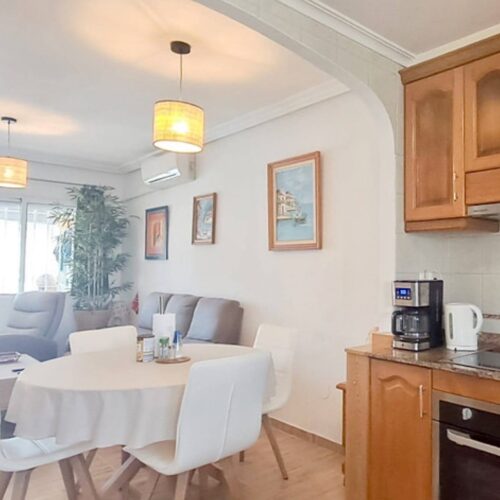 Lichtdurchflutetes Penthouse mit Solarium in Torrevieja