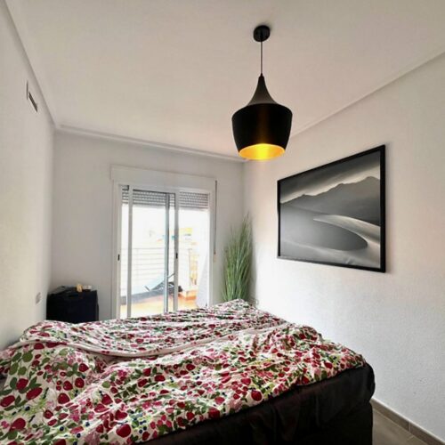 Modernes, komplett renoviertes Penthouse im Zentrum von Torrevieja