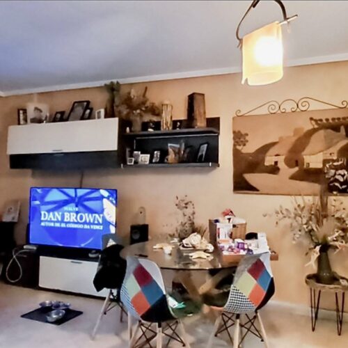 Ruhiges Reihenhaus in Torrevieja mit Garten und Gemeinschaftspool