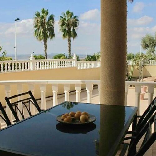 Exklusives Chalet in La Siesta mit Blick auf die Salinen