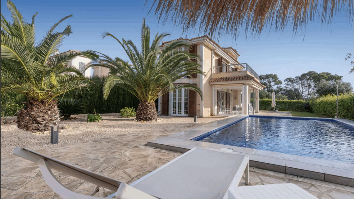 Mediterrane Villa mit Ferienvermietlizenz und beheiztem Pool in Cala Murada