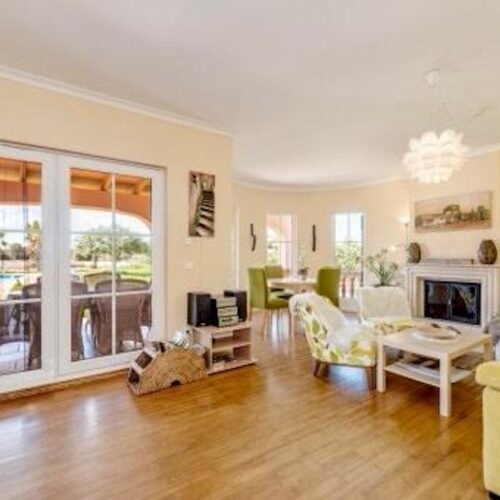 Finca für 2 Familien mit Pool in Llucmajor