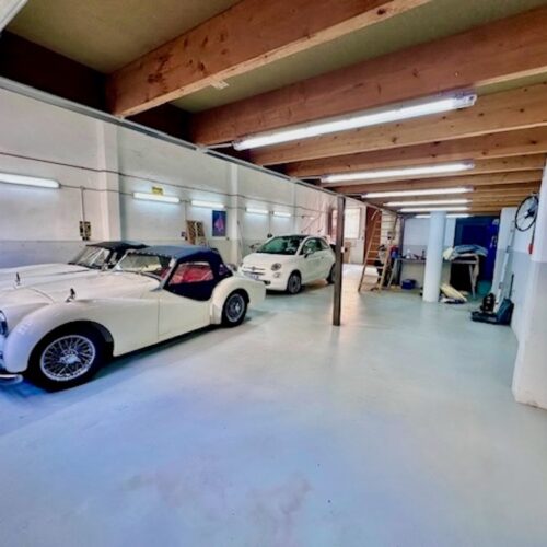 Exklusives Design-Stadthaus mit Aufzug & XL-Garage im Herzen von Llucmajor