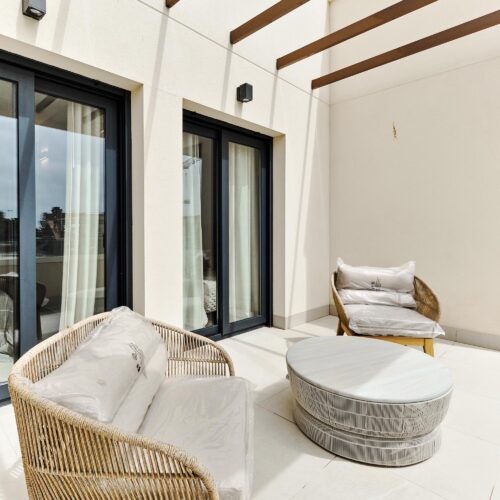 Exklusive Penthouse-Wohnung mit Meerblick in Villa Amalia