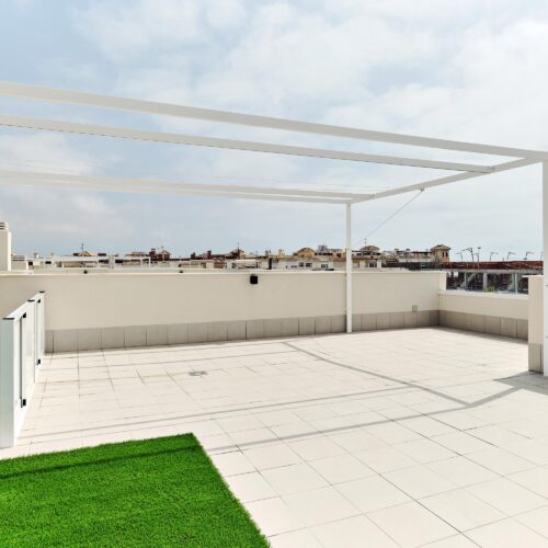 Exklusive Penthouse-Wohnung mit Meerblick in Villa Amalia