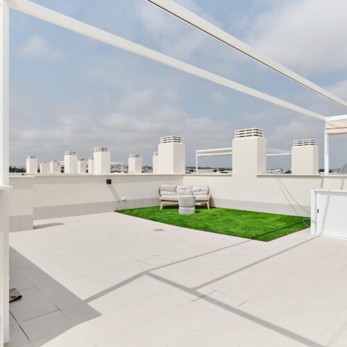 Exklusive Penthouse-Wohnung mit Meerblick in Villa Amalia