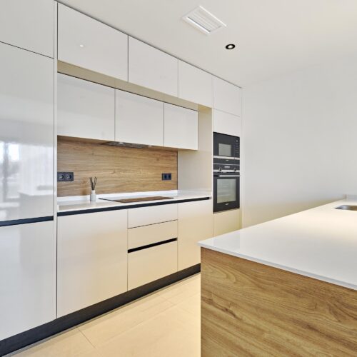 Exklusive Penthouse-Wohnung mit Meerblick in Villa Amalia