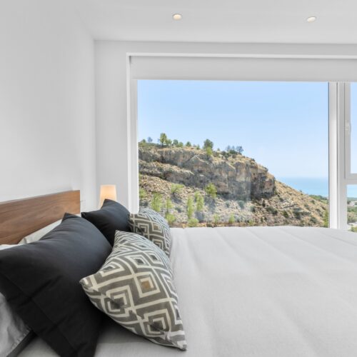 Architektonische Designvilla mit Panorama-Meerblick in Altea