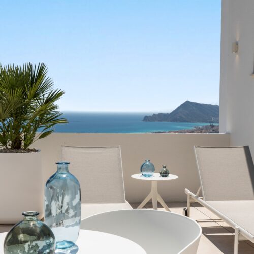 Architektonische Designvilla mit Panorama-Meerblick in Altea