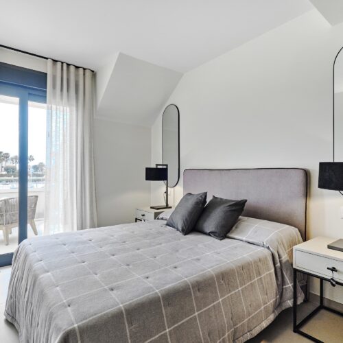 Exklusive Penthouse-Wohnung mit Meerblick in Villa Amalia