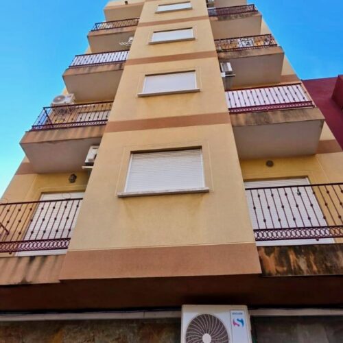 Helles Studio direkt an der Playa del Cura in Torrevieja