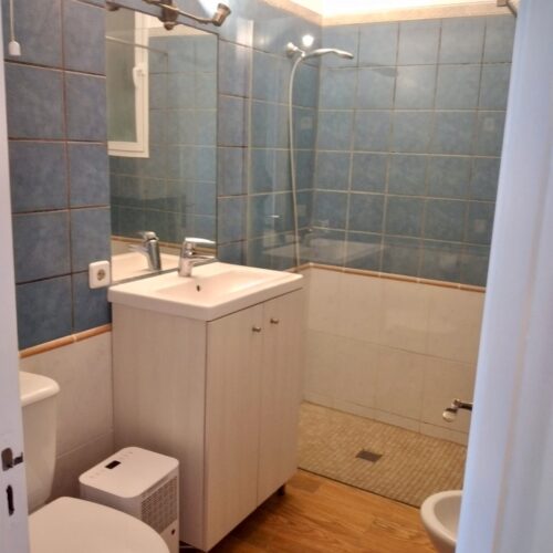 Erdgeschosswohnung mit privatem Garten & Gemeinschaftspool in Cala Mandia