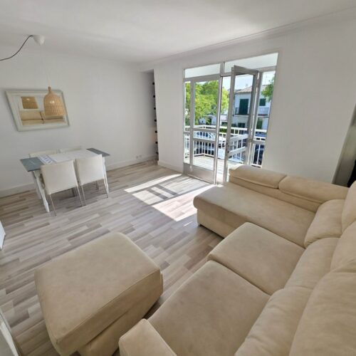 Renoviertes Dachgeschoss mit privater Terrasse in Porto Cristo