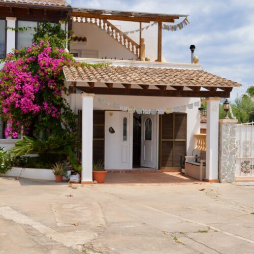 Charmantes Einfamilienhaus mit großen Terrassen in Porto Colom